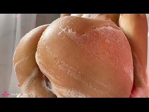 ❤️ Bruneta masturbuje kundu vibrátorem až k intenzivnímu orgasmu ve sprše ❤❌ Šukání video u cs.extraclasswork.ru ❤