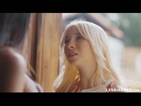 ❤️ Dívka se po několika měsících vrátí domů a skončí u lízání kundy své nevlastní matky ❤❌ Šukání video u cs.extraclasswork.ru ❤